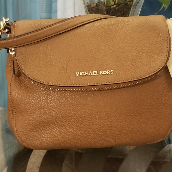 Handbags - Michael Kors Leather Purse.